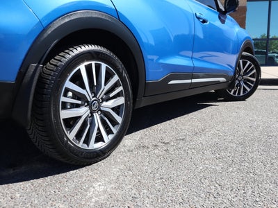 2021 Nissan Kicks SR