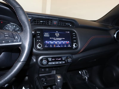 2021 Nissan Kicks SR