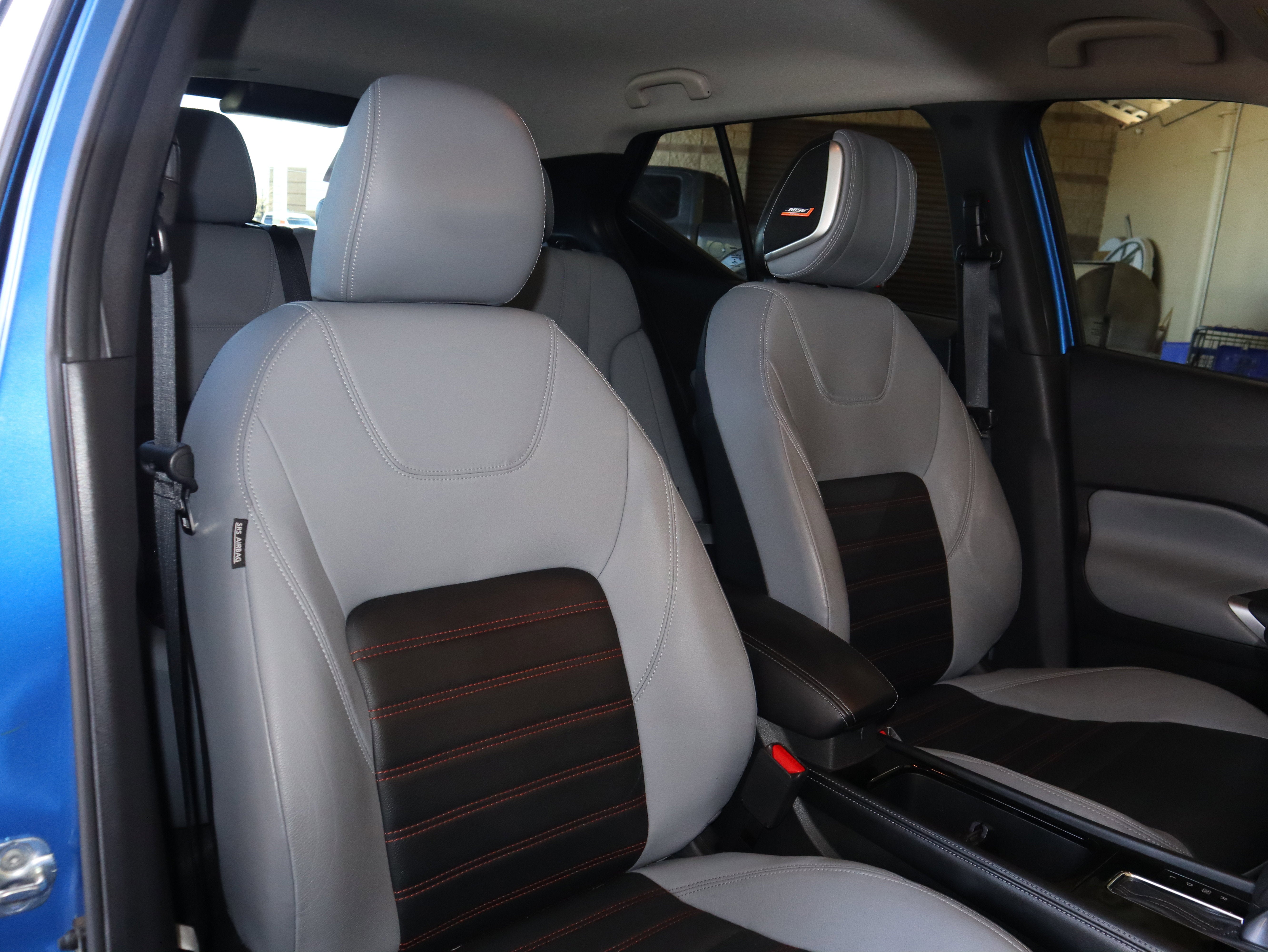 2021 Nissan Kicks SR