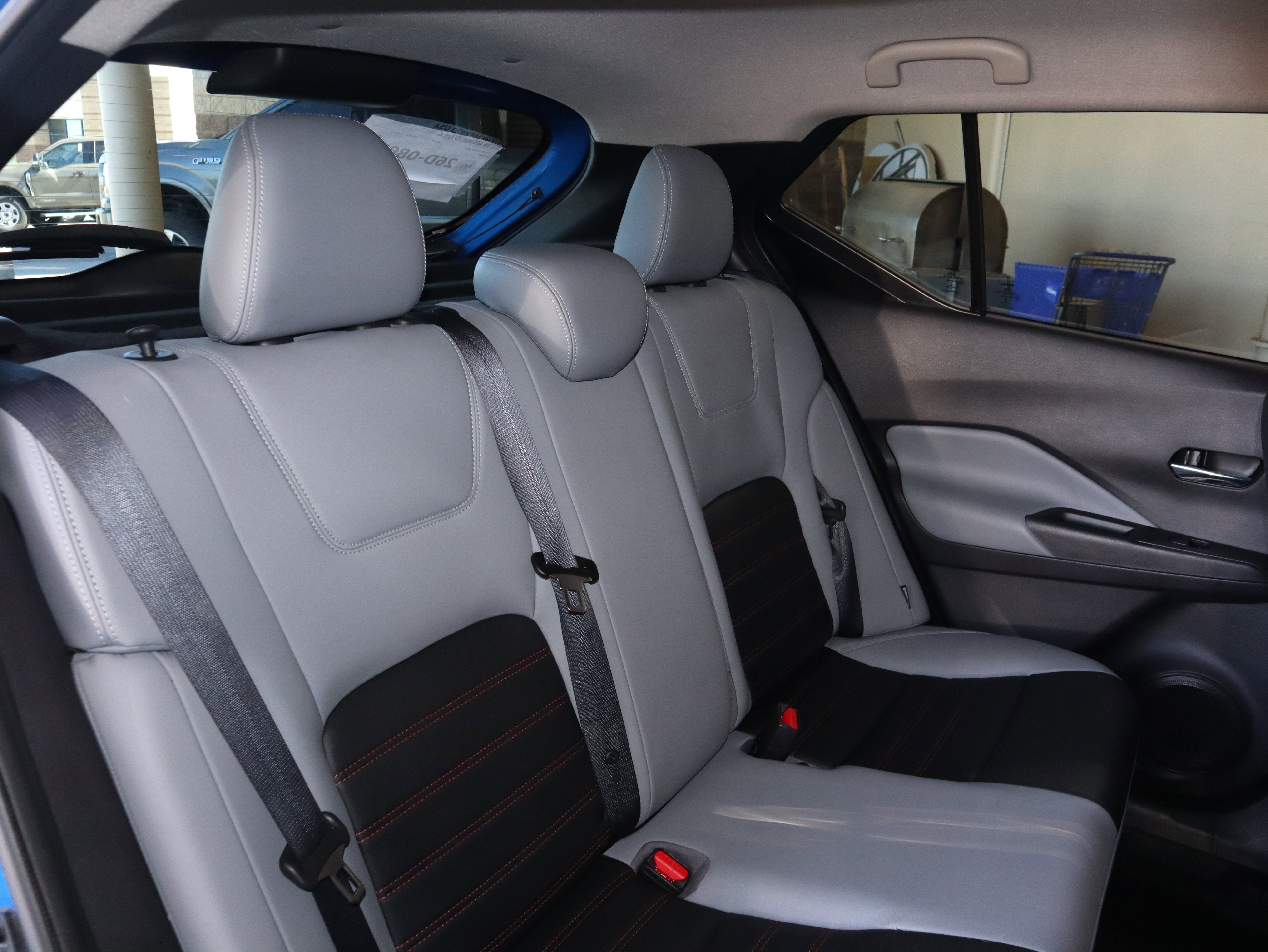 2021 Nissan Kicks SR