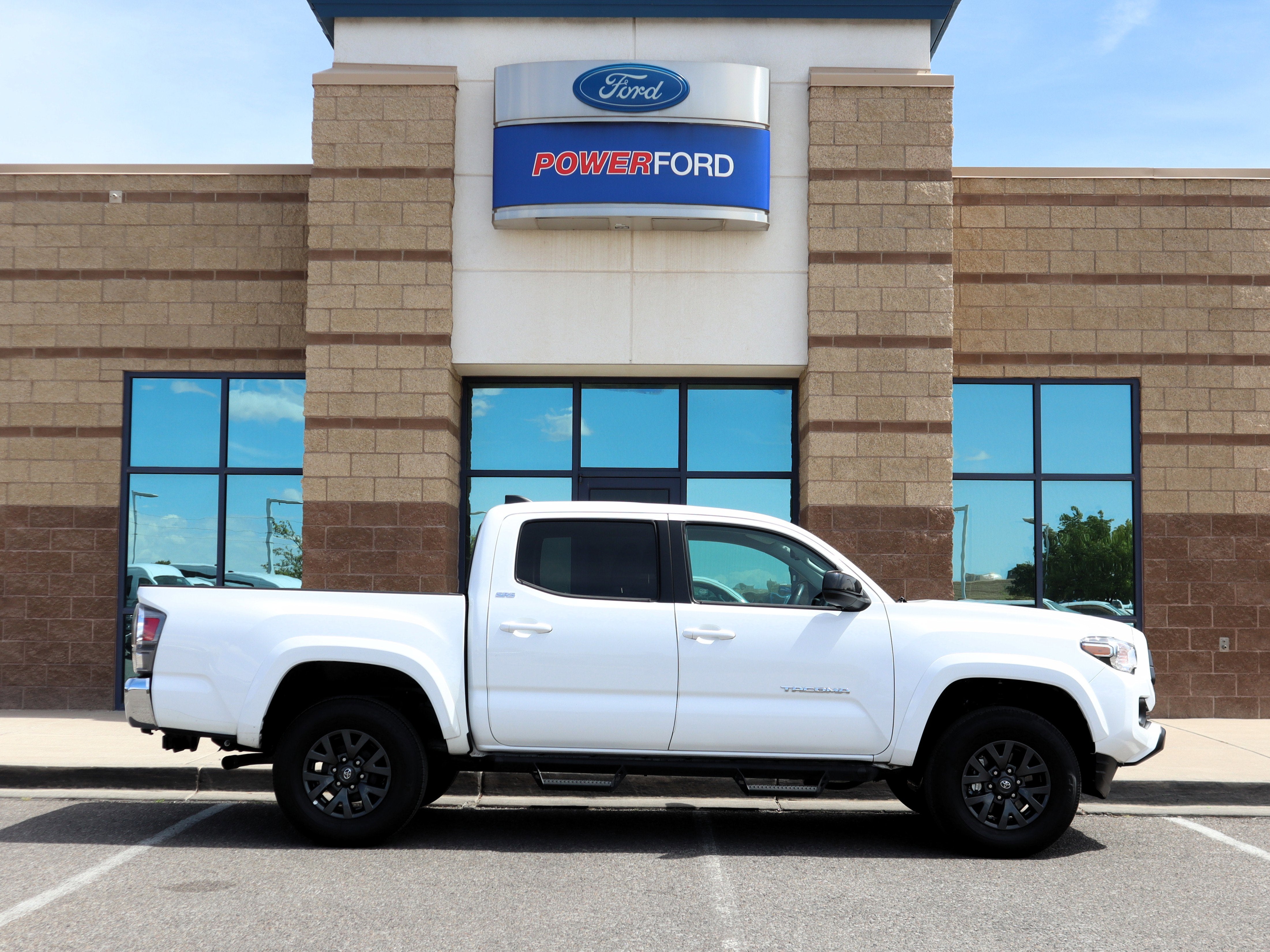 2023 Toyota Tacoma SR5 V6