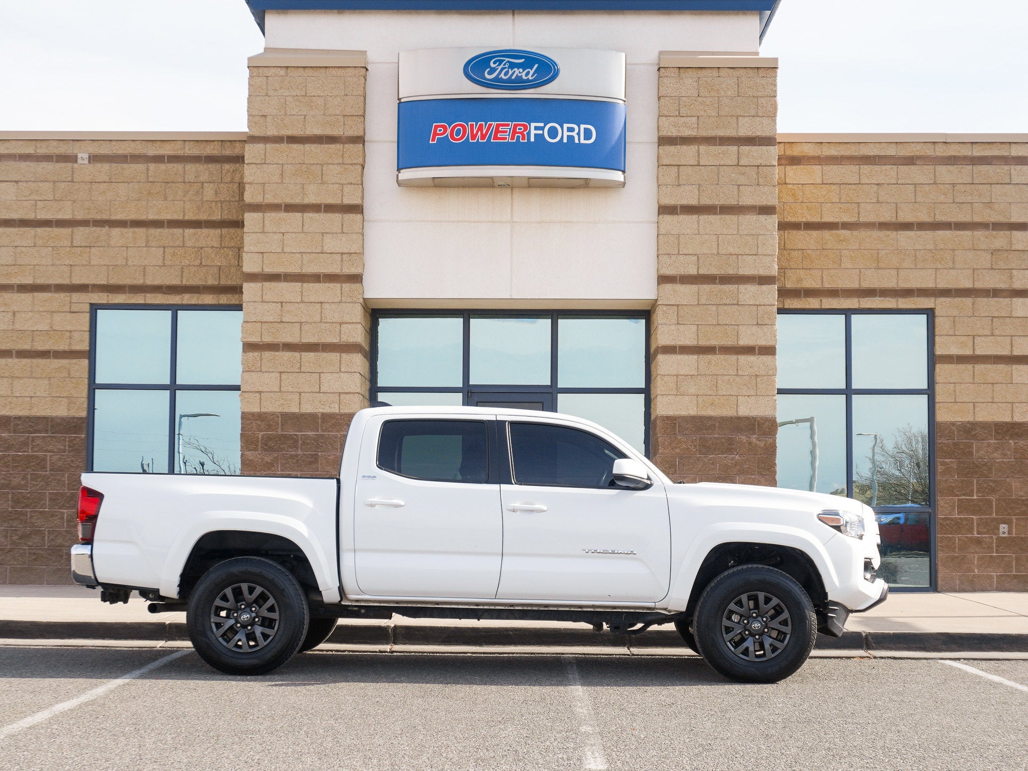 2023 Toyota Tacoma SR5 V6