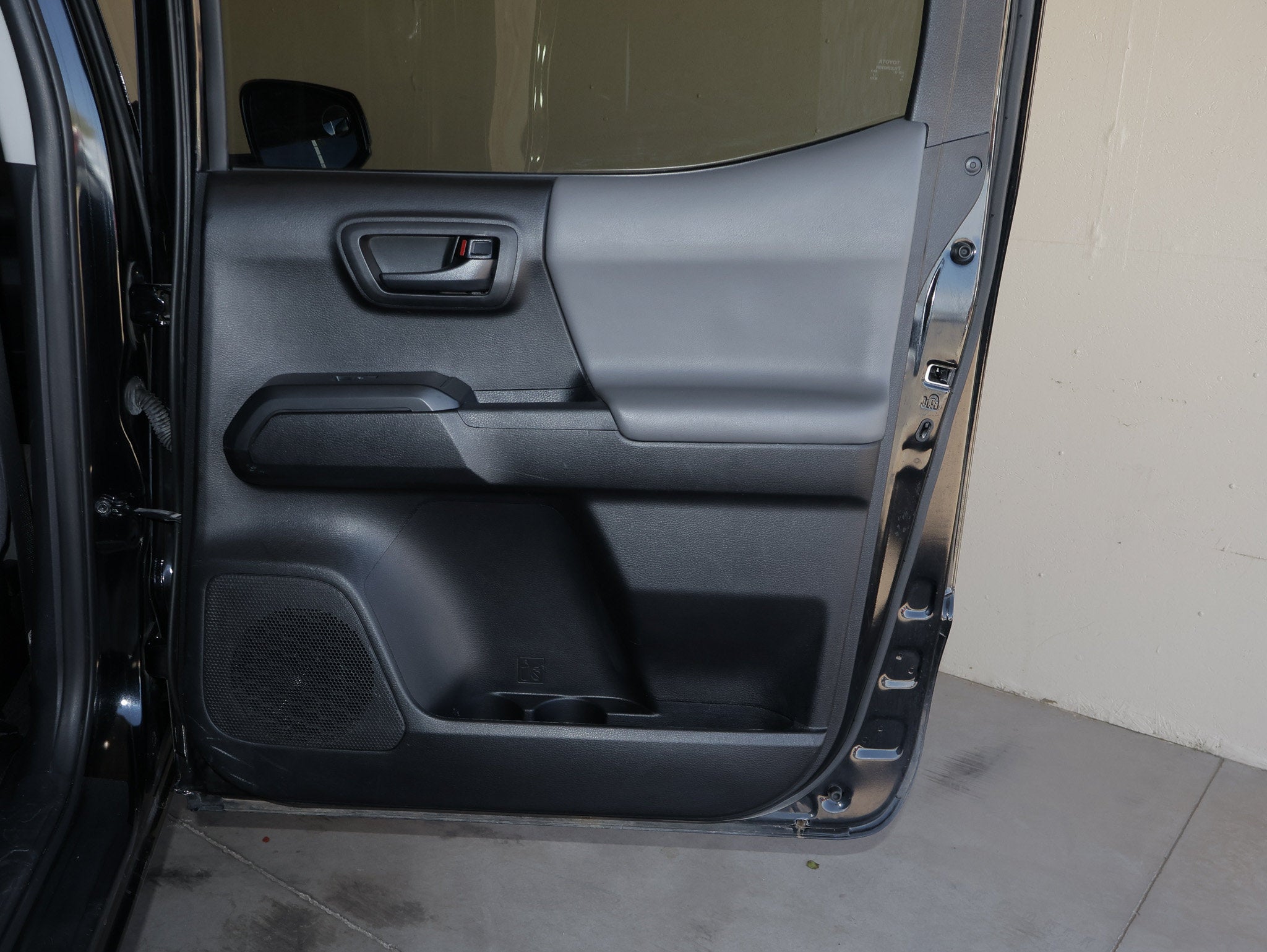 2021 Toyota Tacoma SR V6