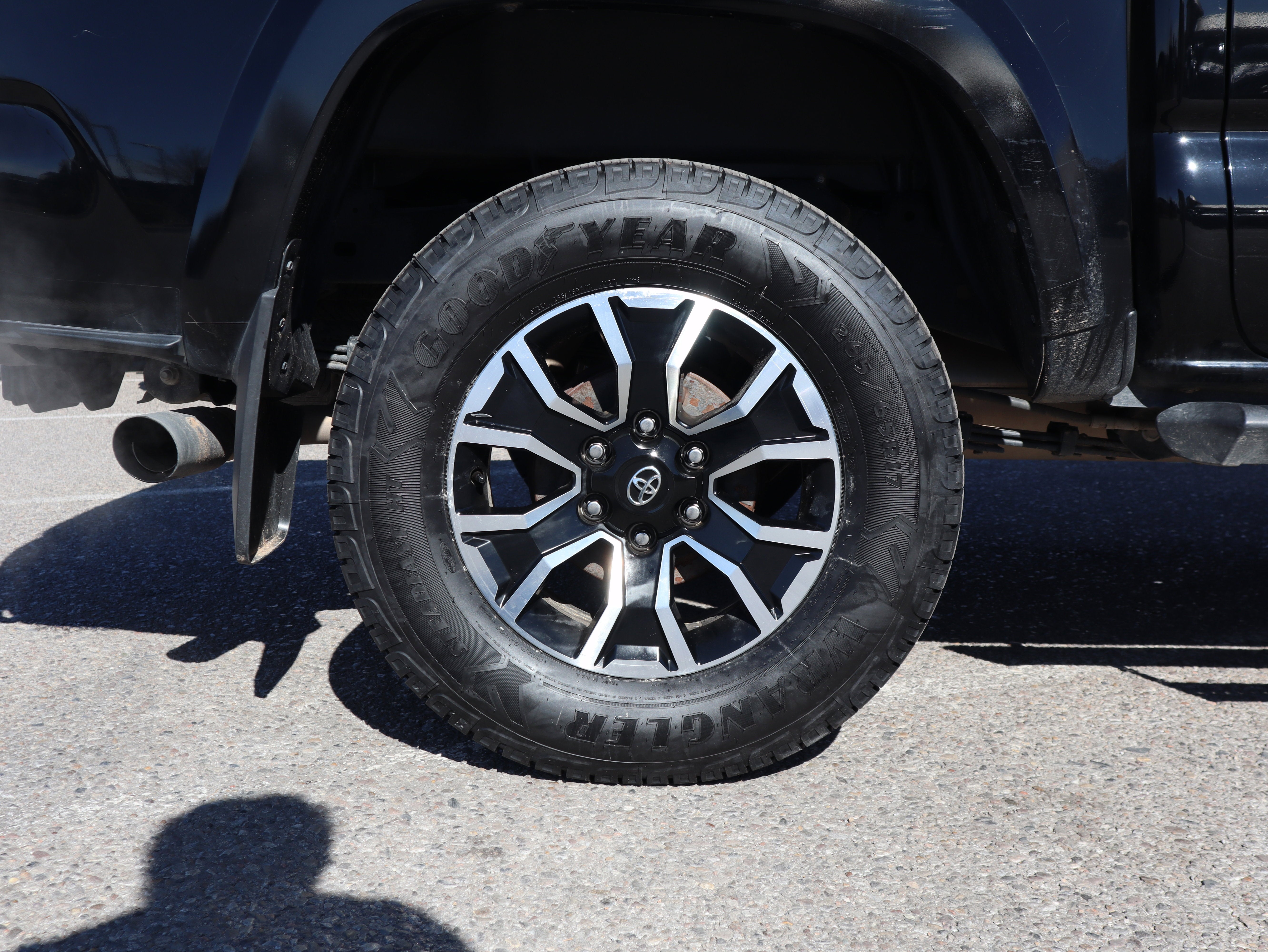 2023 Toyota Tacoma TRD Sport V6