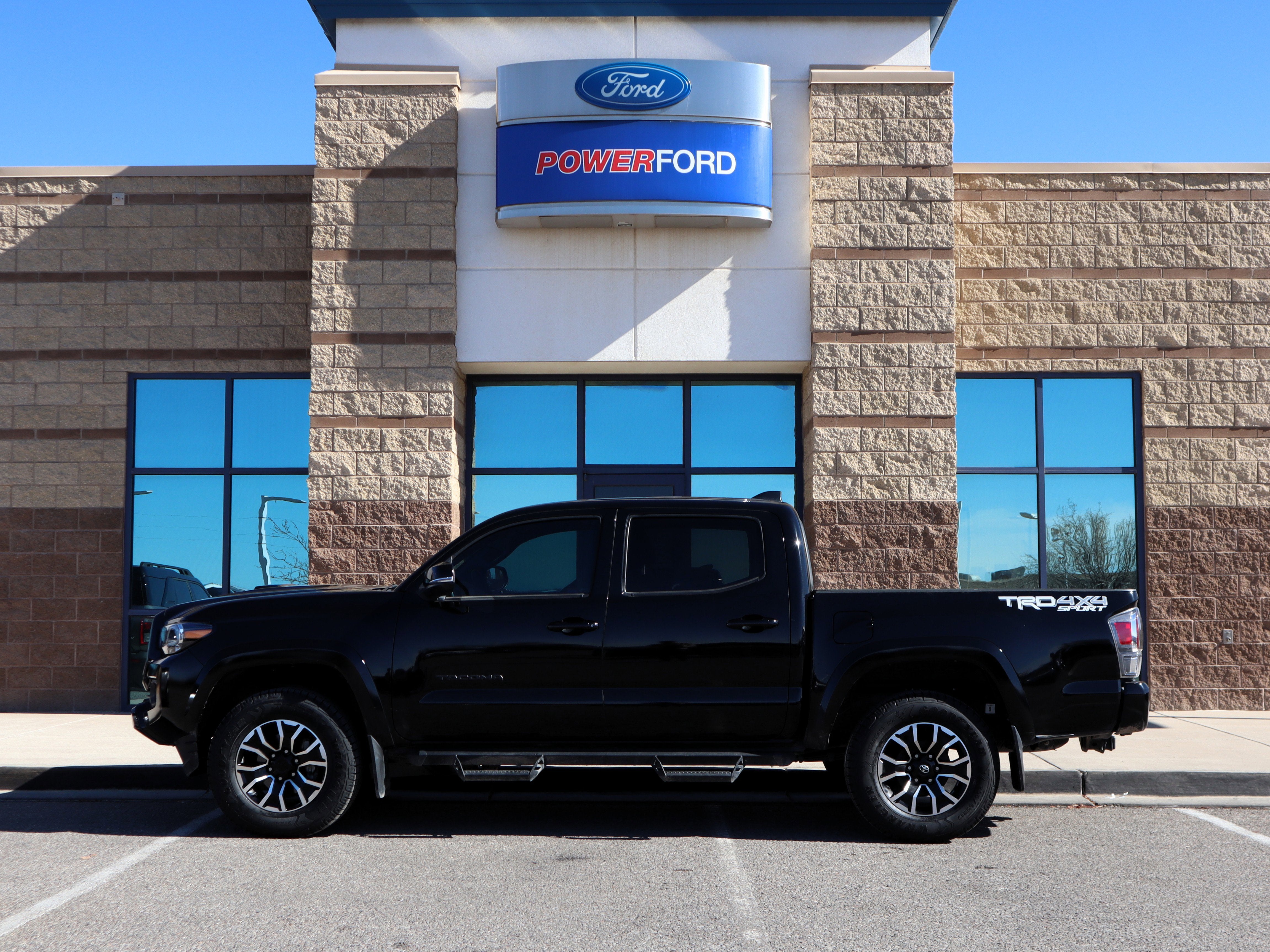 2023 Toyota Tacoma TRD Sport V6