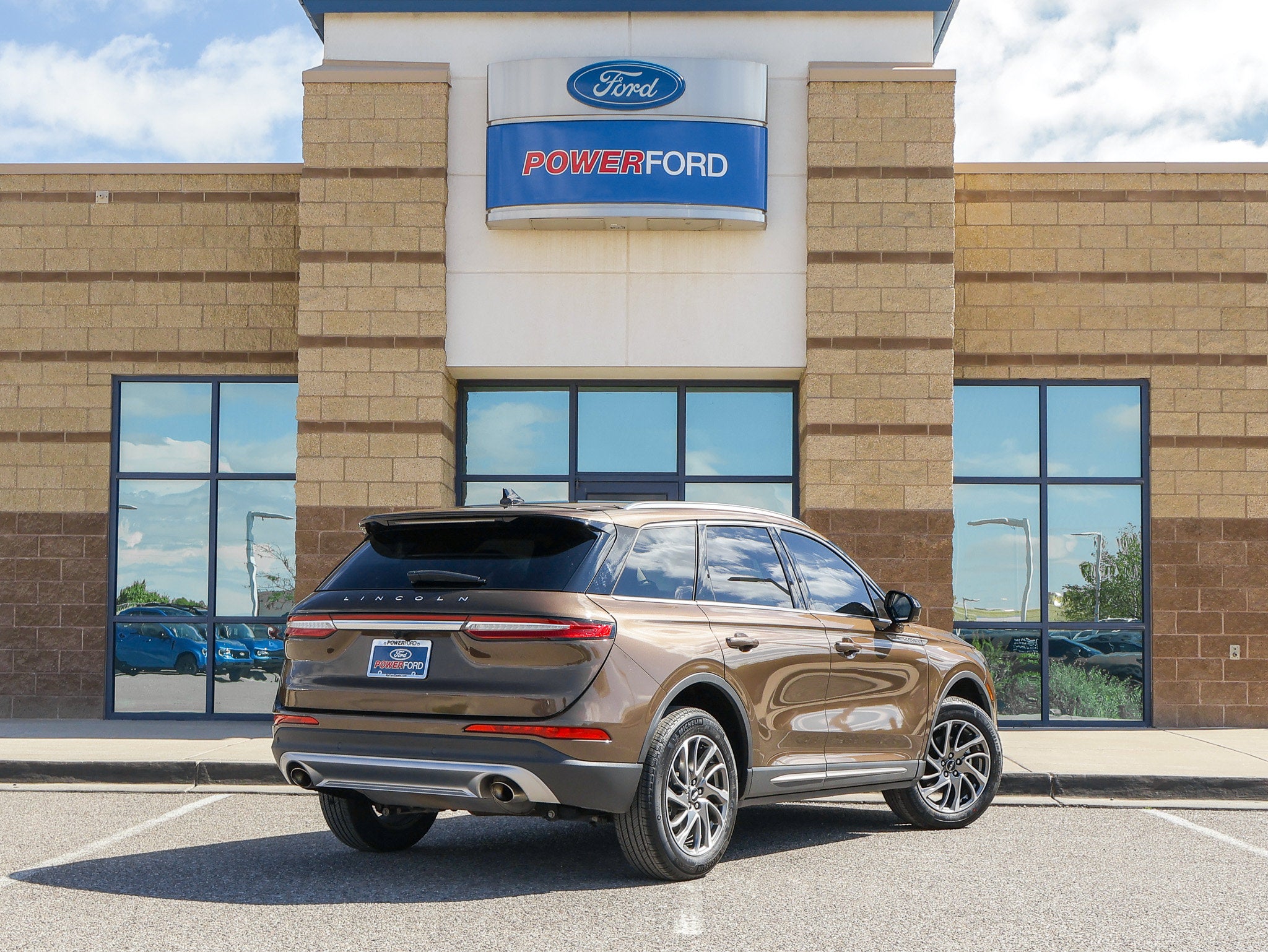 2022 Lincoln Corsair Standard