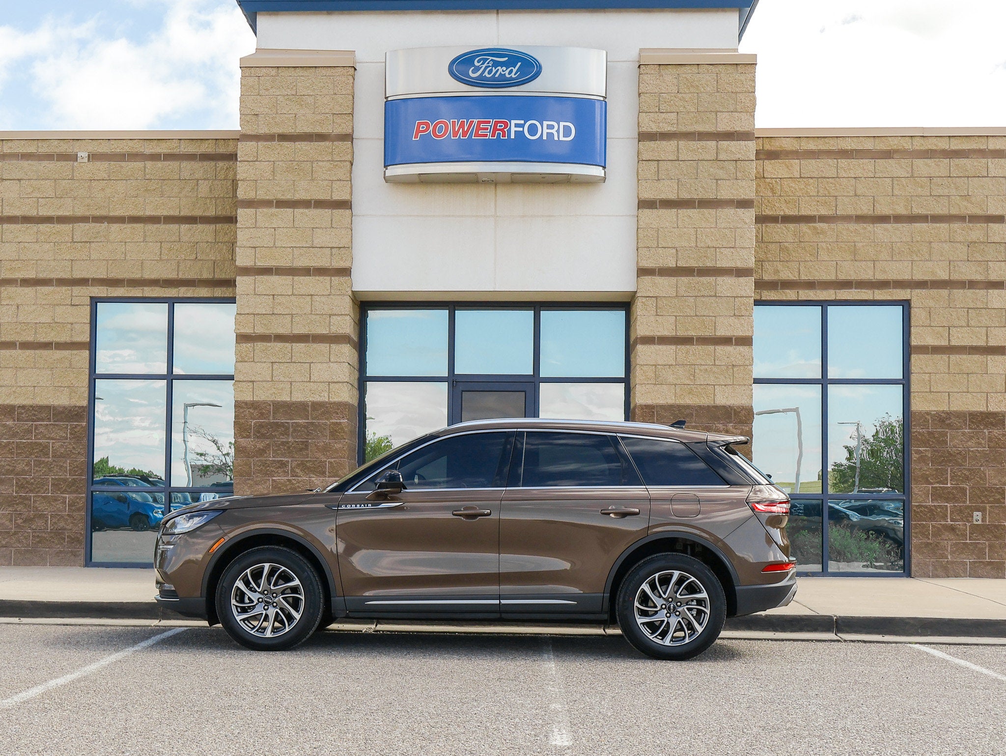 2022 Lincoln Corsair Standard