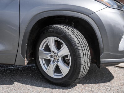2022 Toyota Highlander LE