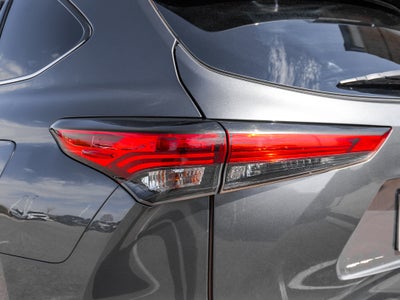 2022 Toyota Highlander LE