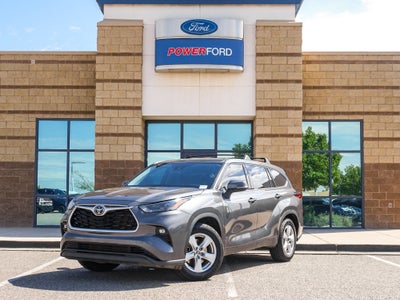 2022 Toyota Highlander LE