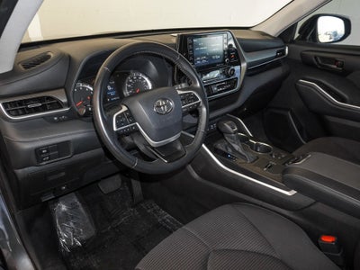 2022 Toyota Highlander LE