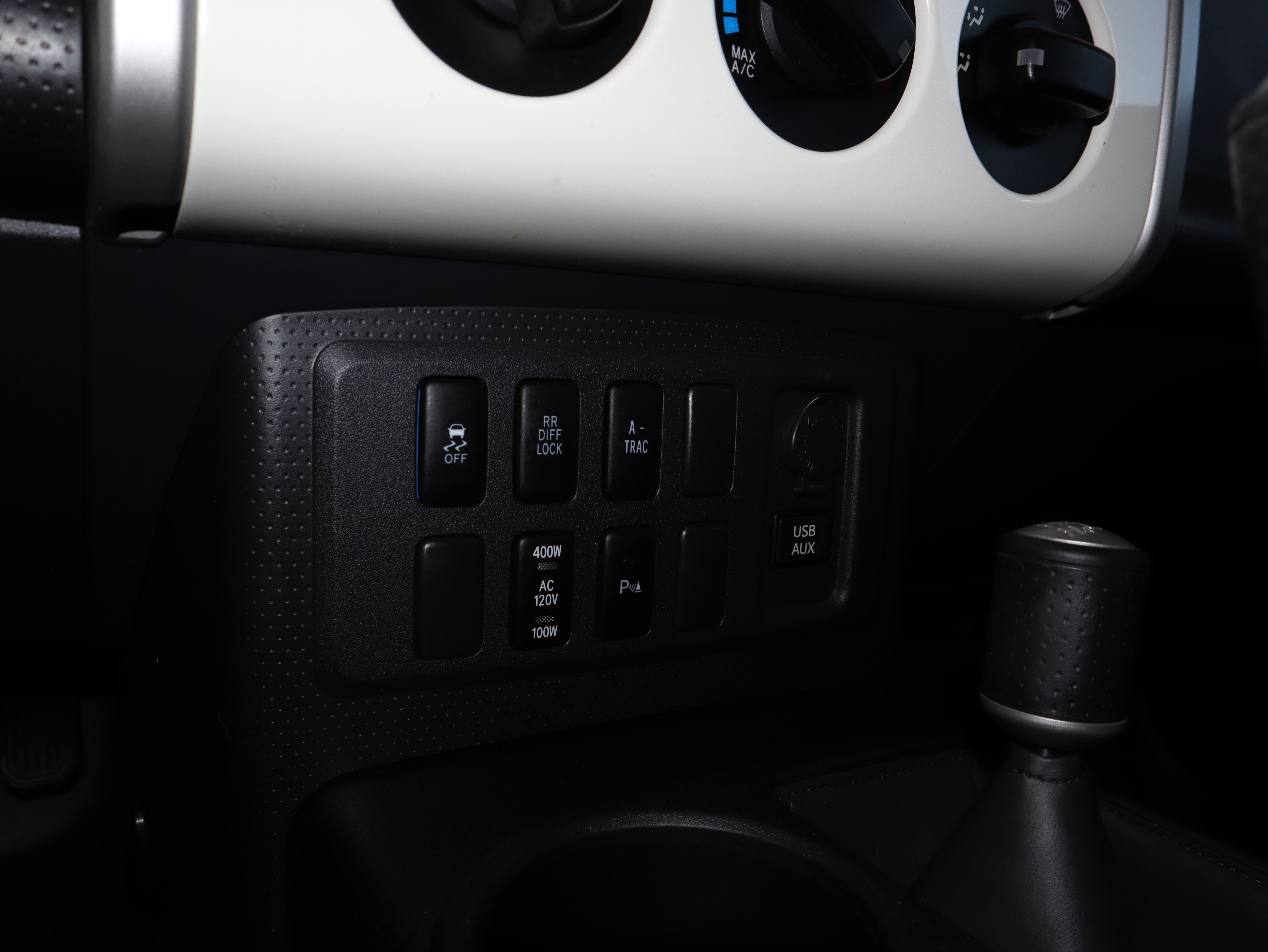 2014 Toyota FJ Cruiser Base