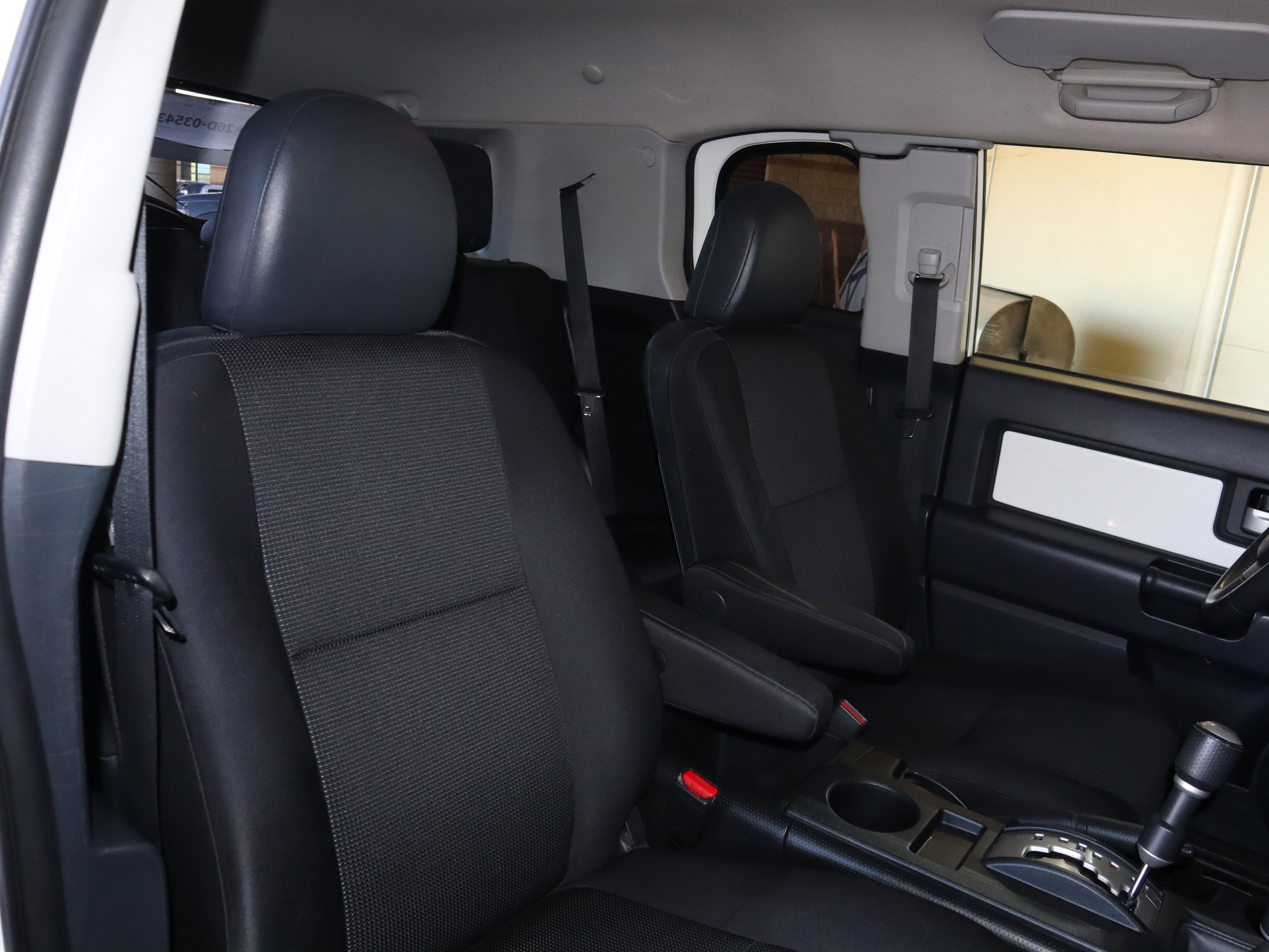 2014 Toyota FJ Cruiser Base