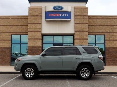 2022 Toyota 4Runner TRD Off-Road