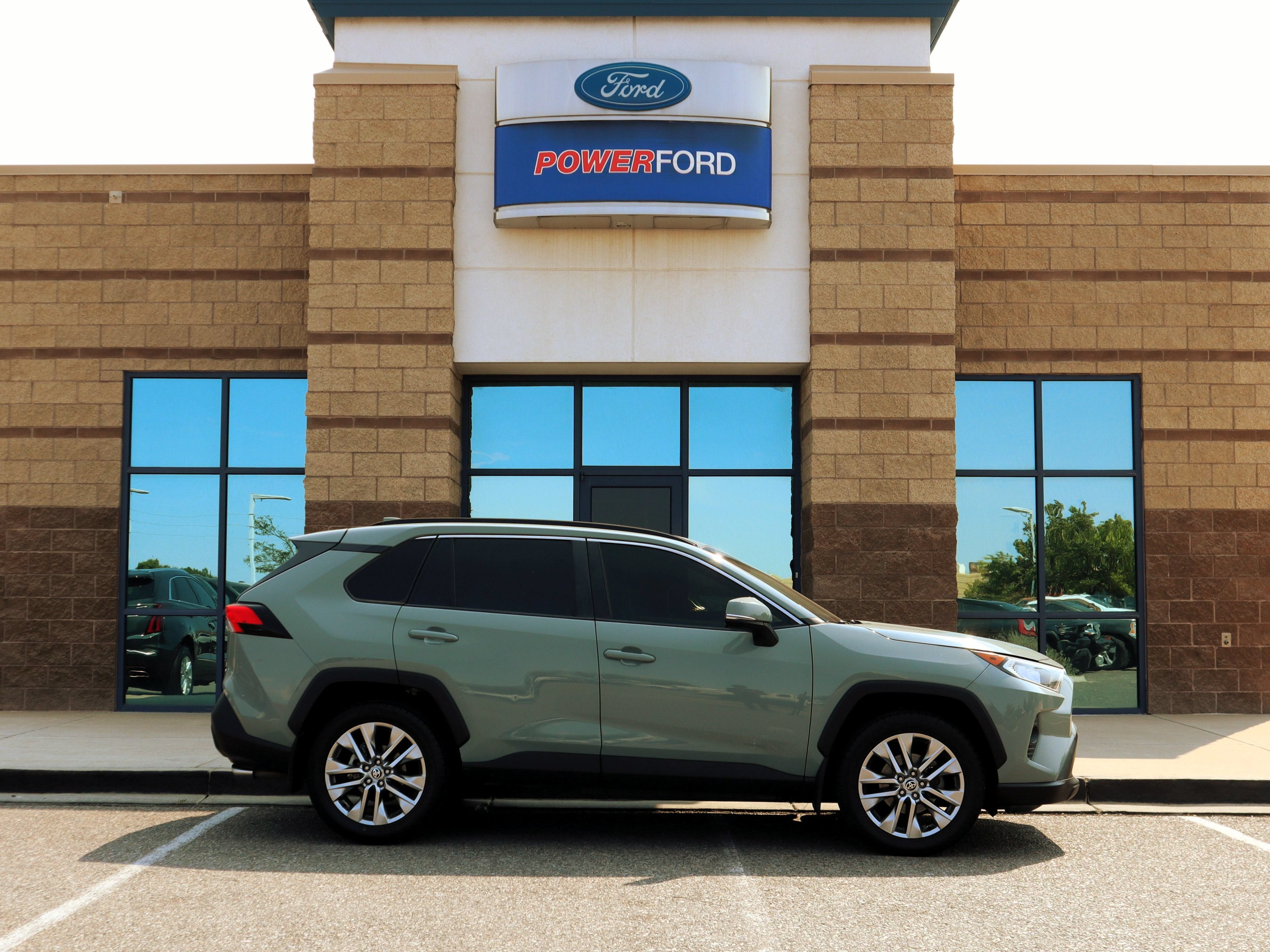 2020 Toyota RAV4 XLE Premium