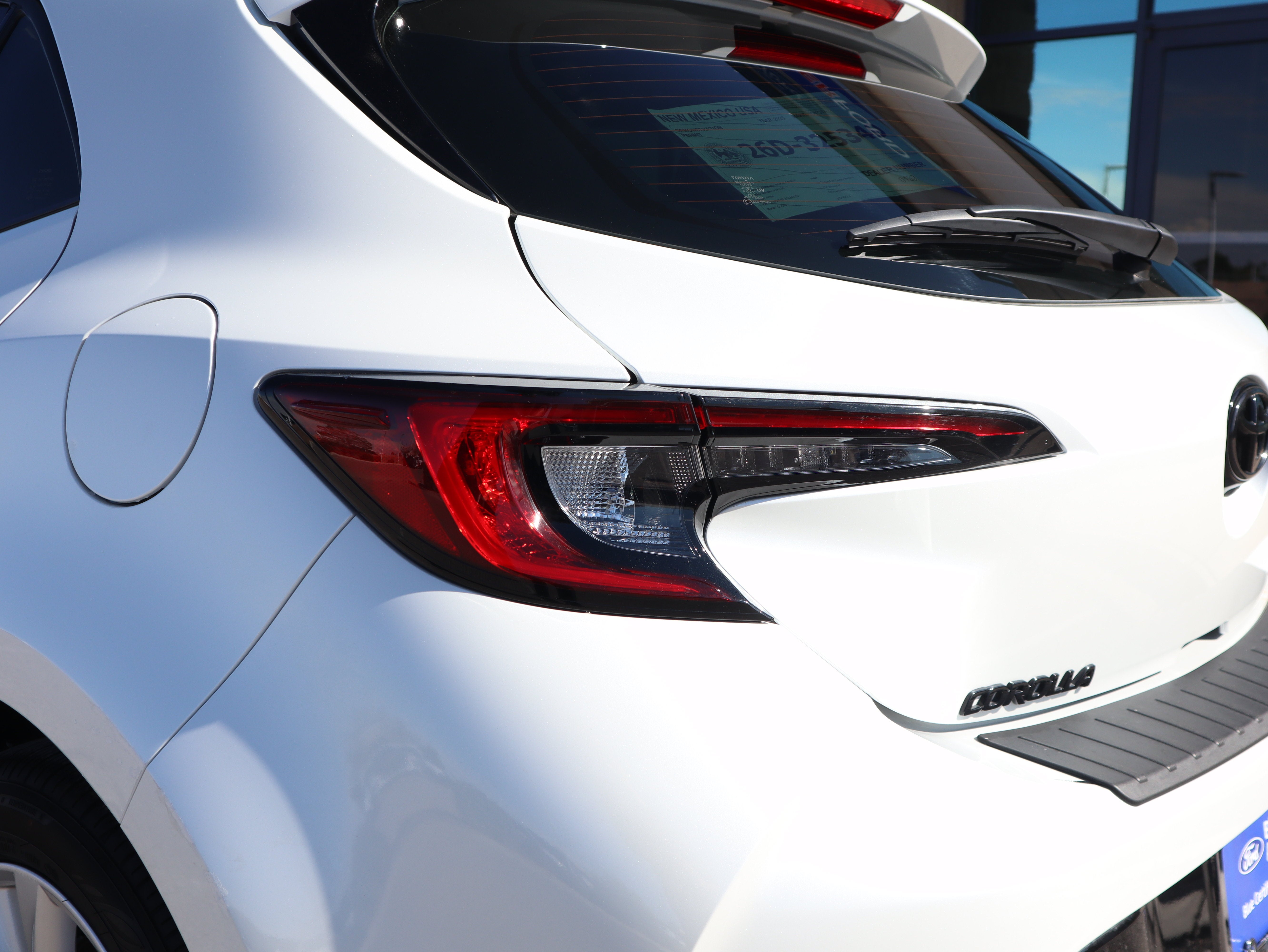 2025 Toyota Corolla Hatchback SE