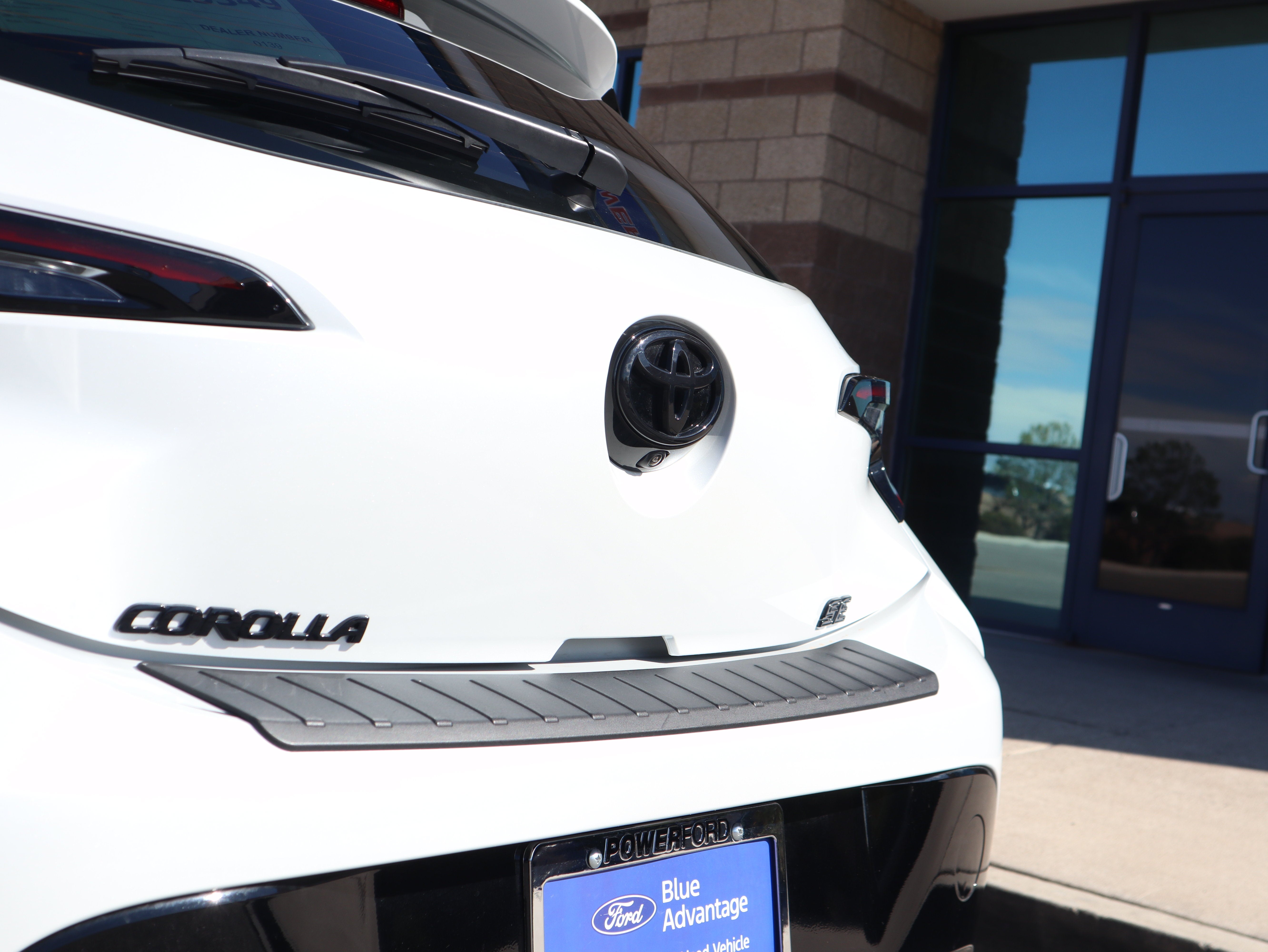 2025 Toyota Corolla Hatchback SE