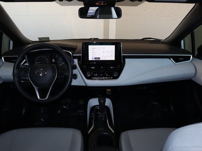 2025 Toyota Corolla Hatchback SE