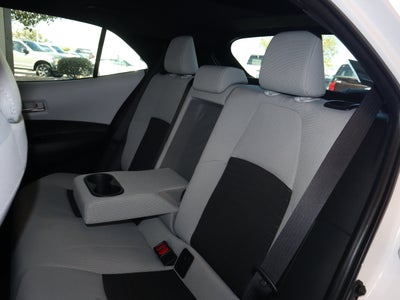 2025 Toyota Corolla Hatchback SE