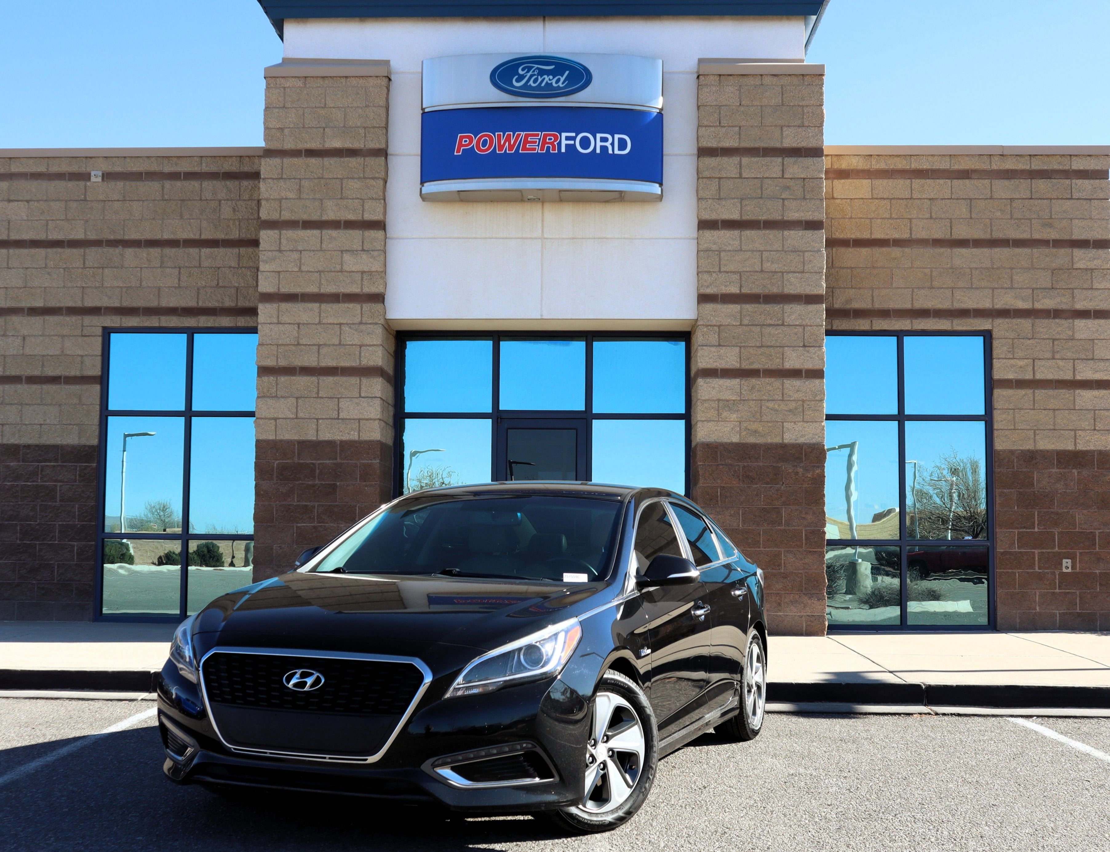 Used 2017 Hyundai Sonata Hybrid Limited with VIN KMHE34L3XHA067801 for sale in Albuquerque, NM