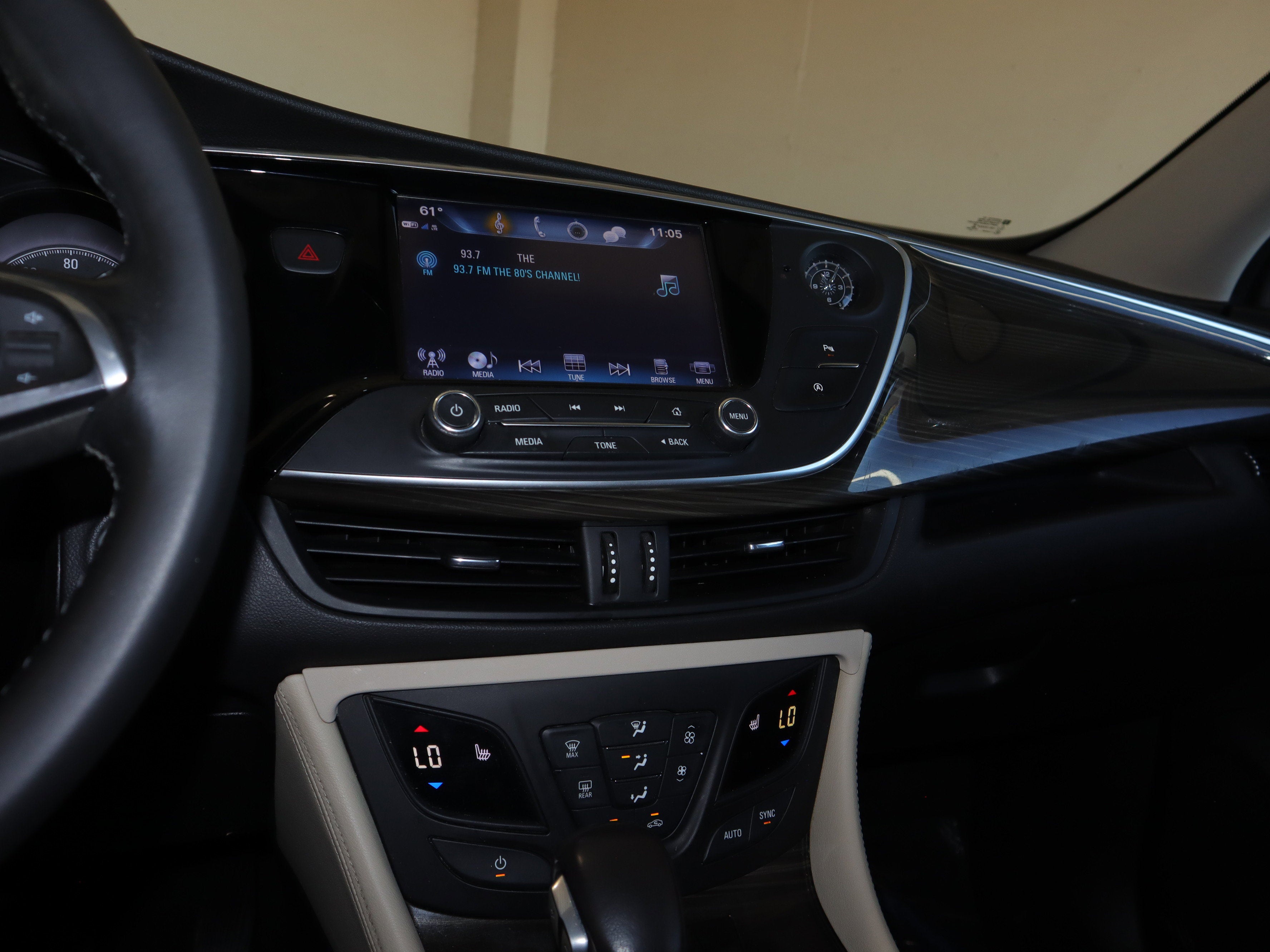 2020 Buick Envision Base