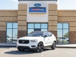 2022 Volvo XC40 R-Design