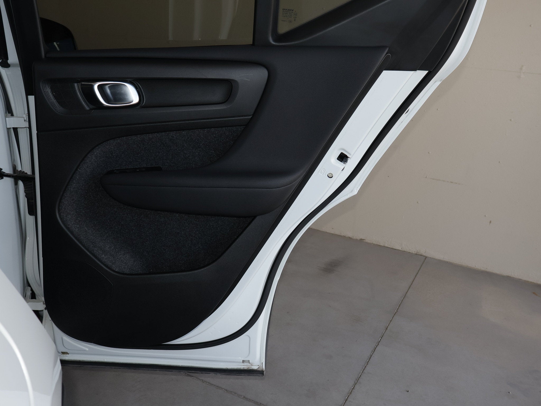 2022 Volvo XC40 R-Design